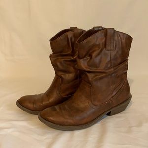 Women’s Boots
